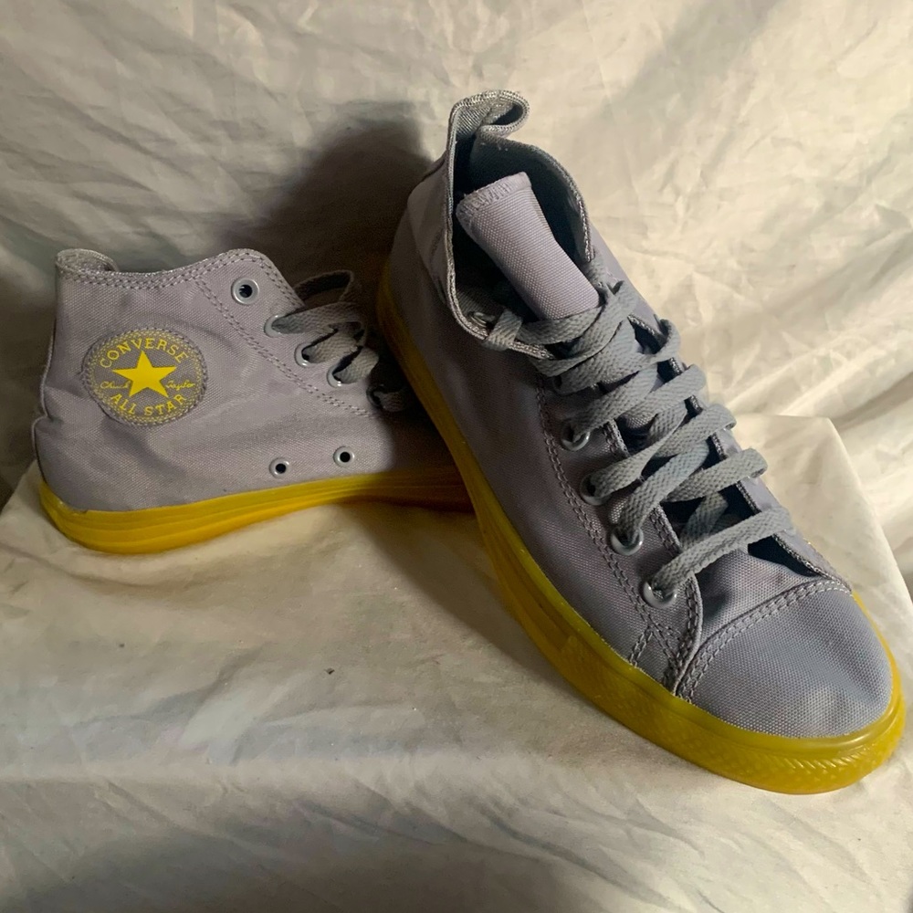 Converse, hi-tops, grey, yellow gummy soles, 8M/10W